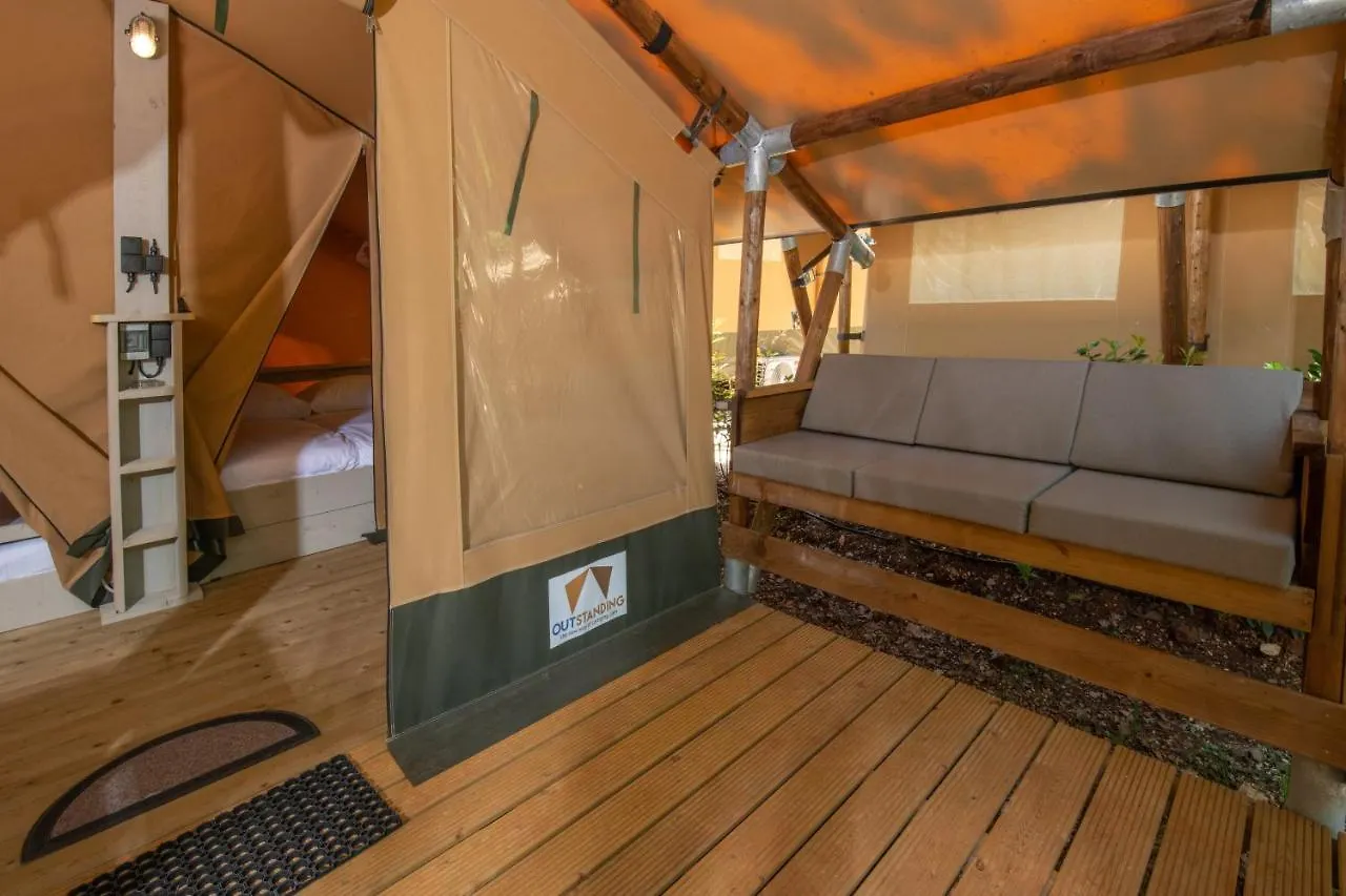 Kompleks wypoczynkowy Mobile Homes Bijela Uvala Vacanceselect Poreč
