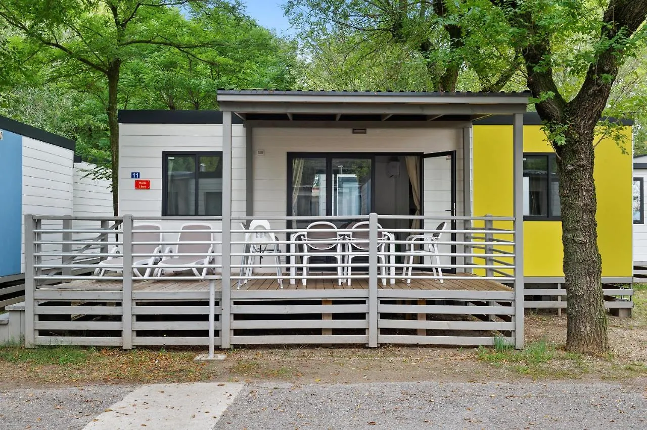 Mobile Homes Bijela Uvala Vacanceselect Poreč