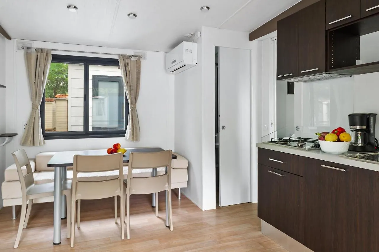 **** Kompleks wypoczynkowy Mobile Homes Bijela Uvala Vacanceselect Poreč Chorwacja