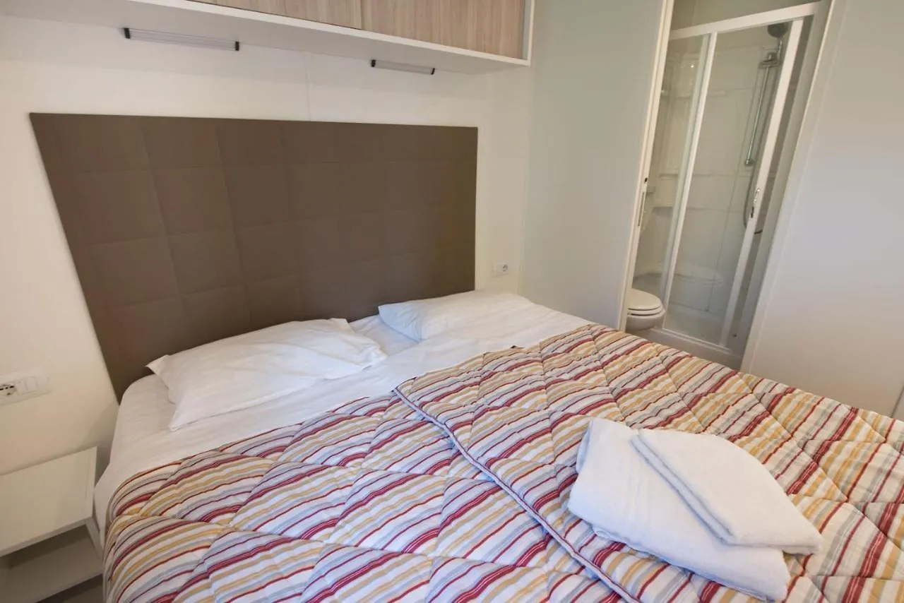 Mobile Homes Bijela Uvala Vacanceselect Poreč Kompleks wypoczynkowy