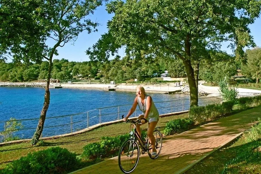 Mobile Homes Bijela Uvala Vacanceselect Poreč